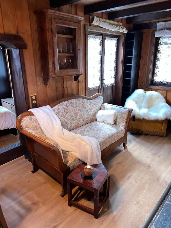 Entire Cozy Chalet In St-Cergue - 30 Min From Geneva Saint-Cergue Exterior photo